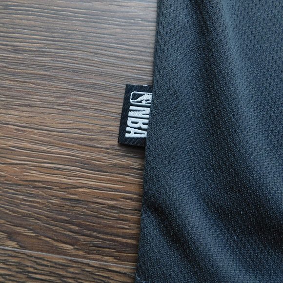 NBA Men's Small Gray Short Sleeve Jersey style Tee Shirt - Picture 7 of 11